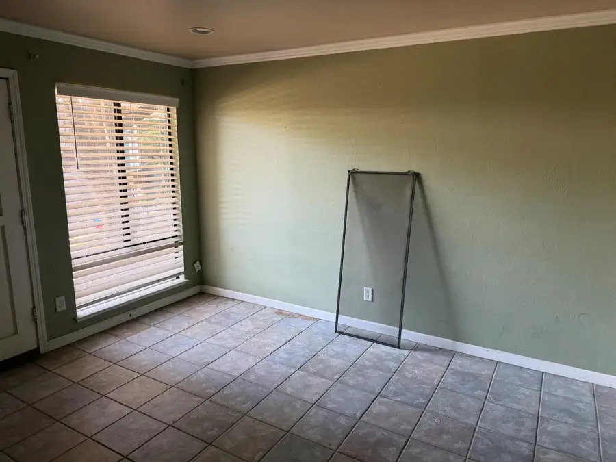 1326 Oak Terrace Court #15, Sacramento, CA 95825 - #2