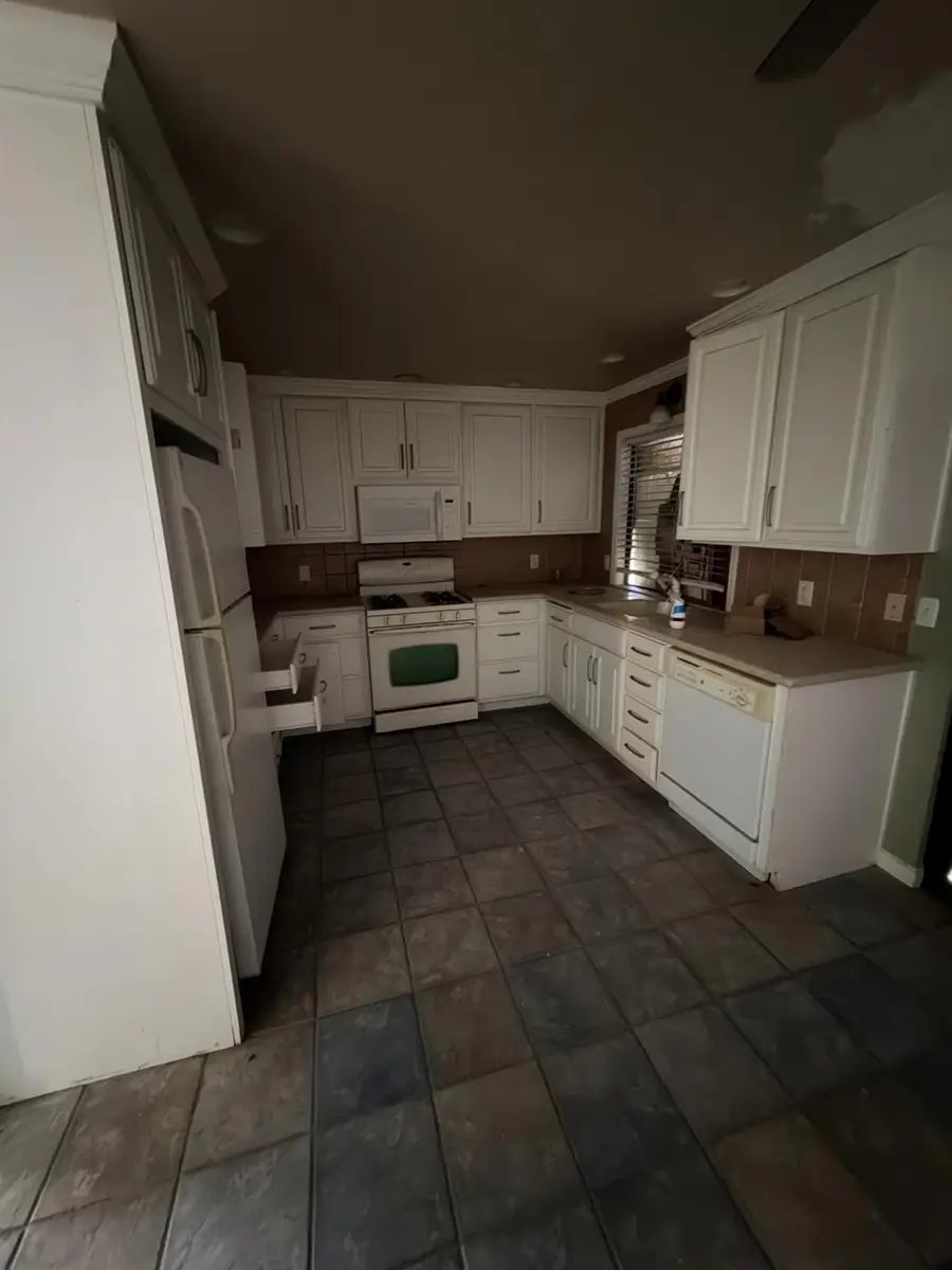 1326 Oak Terrace Court #15, Sacramento, CA 95825 - #3
