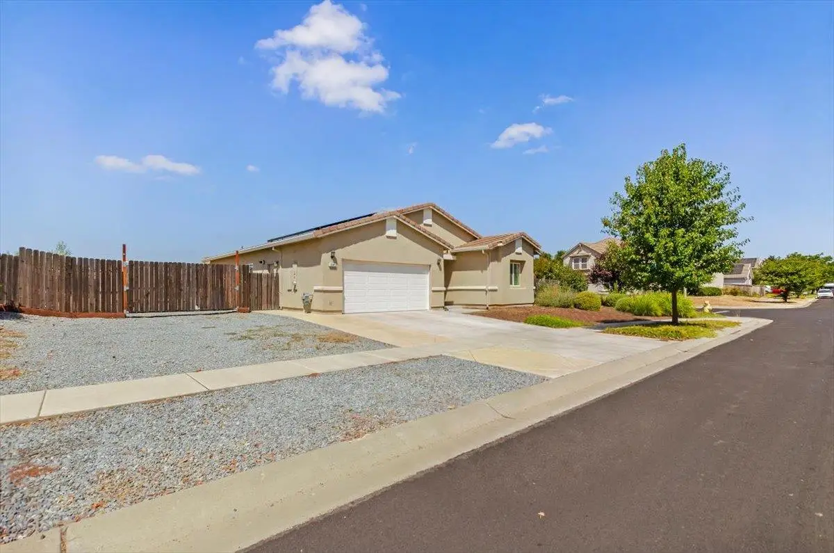 1842 Broken Bit Drive, Plumas Lake, CA 95961 - #1