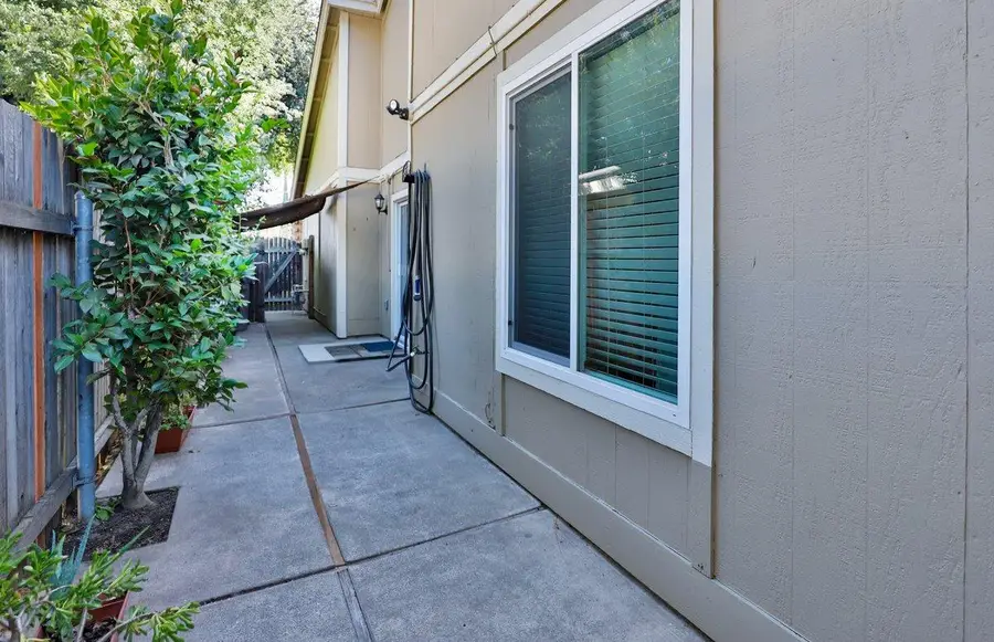8075 La Riviera Drive, Sacramento, CA 95826 - #3