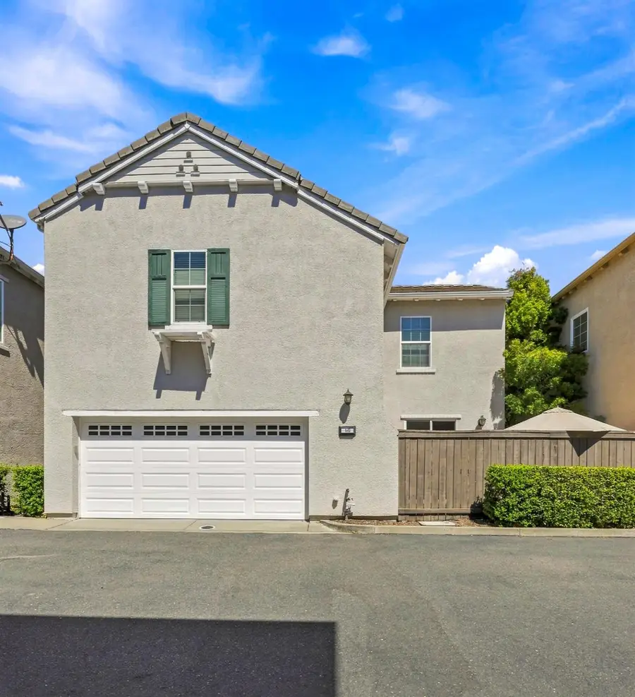 50 Villa Gardens Court, Roseville, CA 95678 - #2