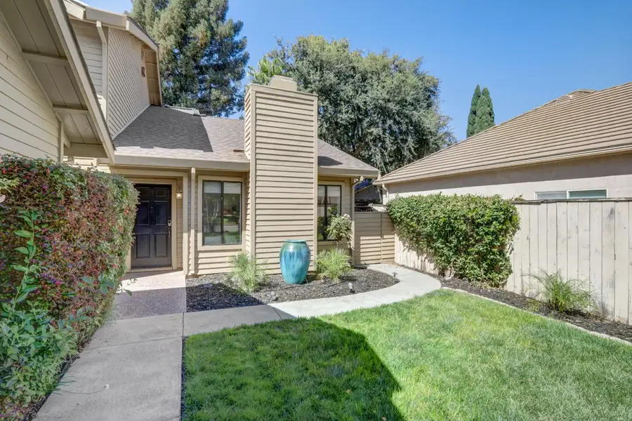 281 Portinao Circle, Sacramento, CA 95831 - #3