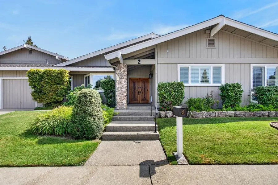 2 Dumfries Court, Sacramento, CA 95831 - #2