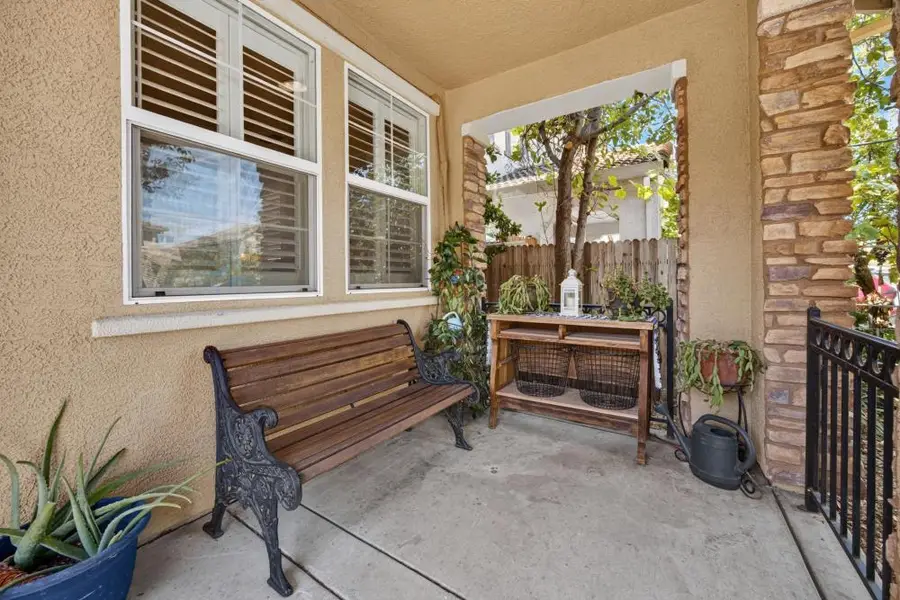 3561 N Maddiewood Circle, Sacramento, CA 95827 - #3