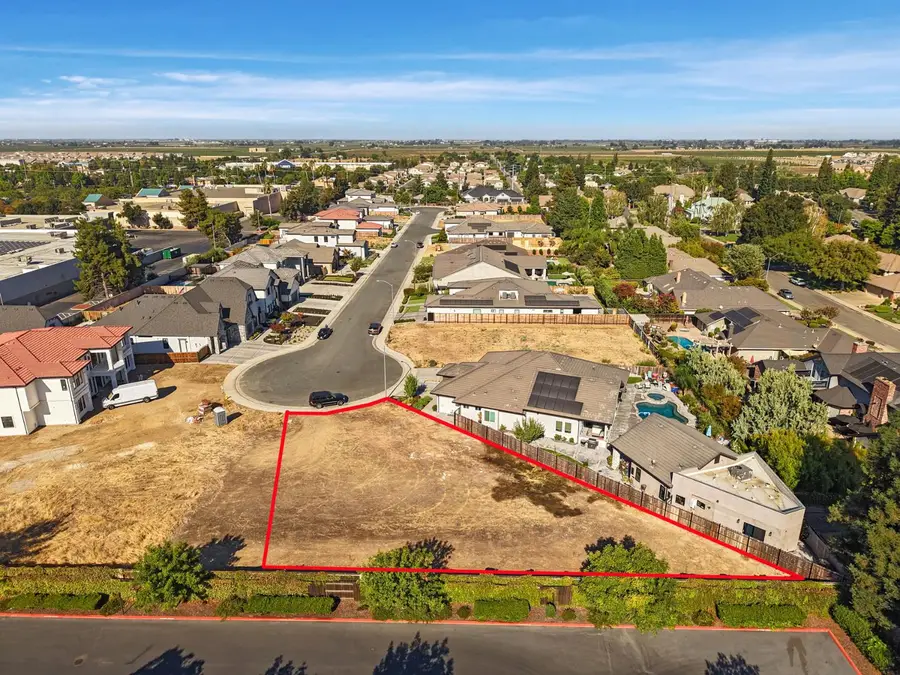 2339 Interlaken Court, Lodi, CA 95242 - #3