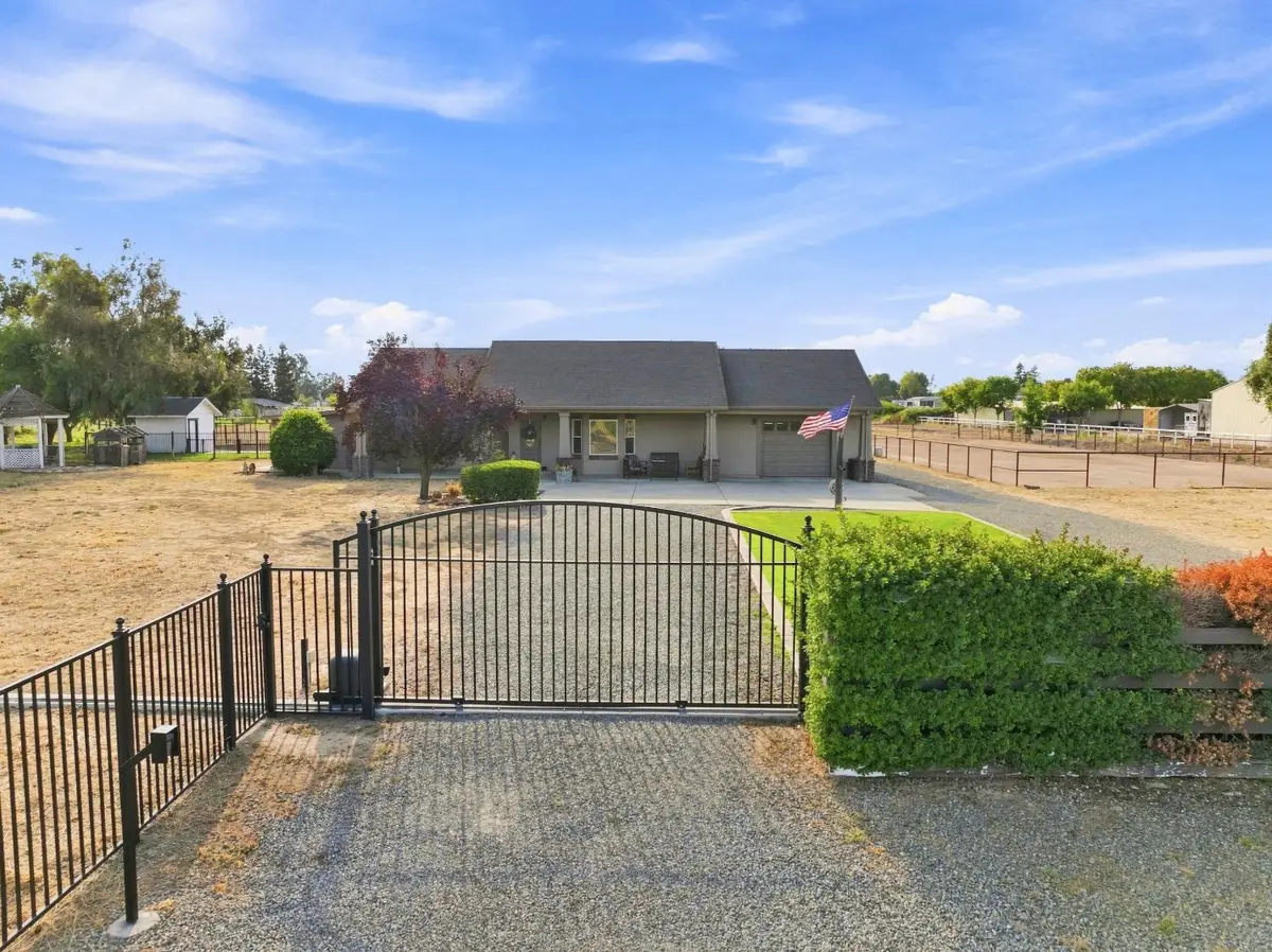 6249 Eleanor Road, Oakdale, CA 95361 - #1