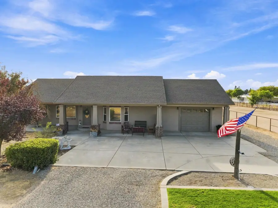 6249 Eleanor Road, Oakdale, CA 95361 - #2