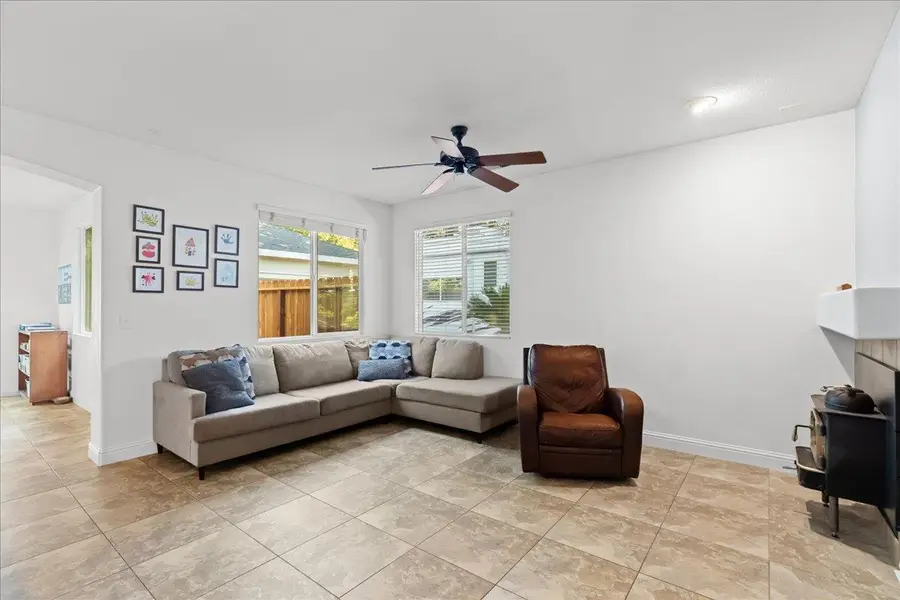 1528 Burchell Hill Drive, Oakdale, CA 95361 - #2