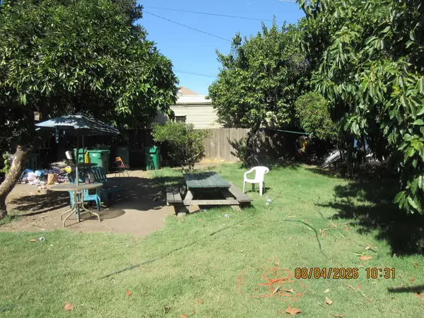 423 S Hunter Street, Stockton, CA 95203