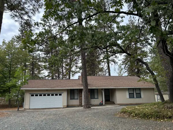 17151 Mountain View Drive, Applegate, CA 95703
