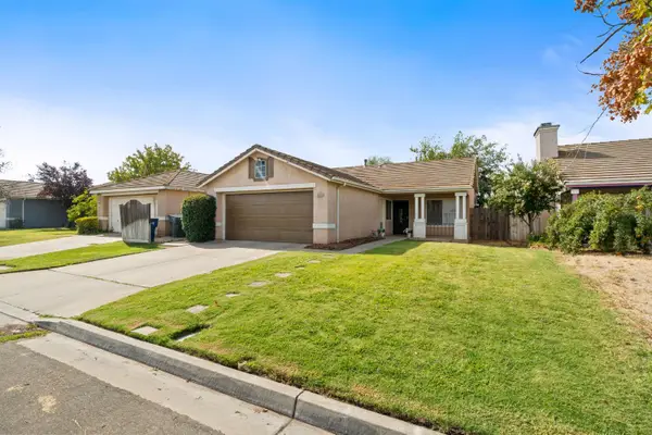 5649 W Norwich Avenue, Fresno, CA 93722