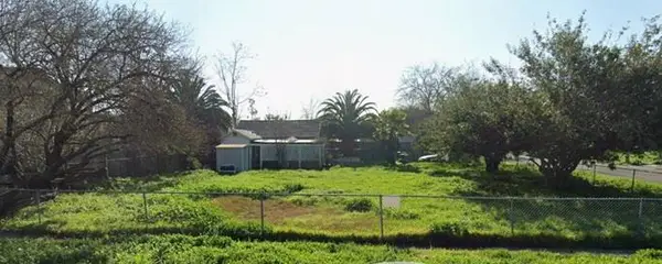 522 N F Street, Stockton, CA 95205