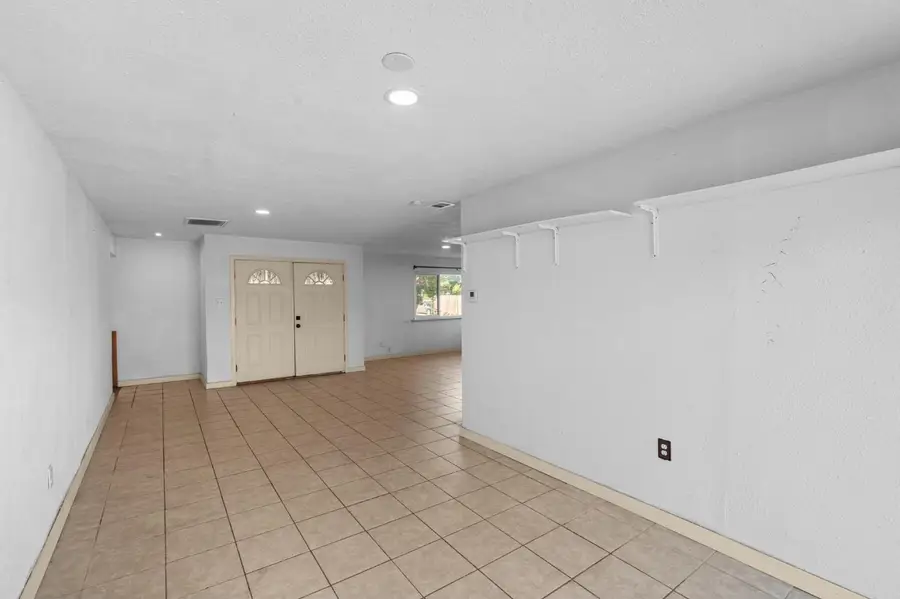 7921 34th Avenue, Sacramento, CA 95824 - #3