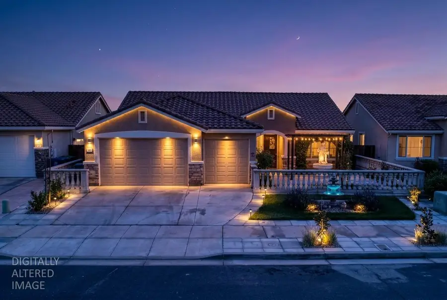 1667 Dock Avenue, Los Banos, CA 93635 - #2