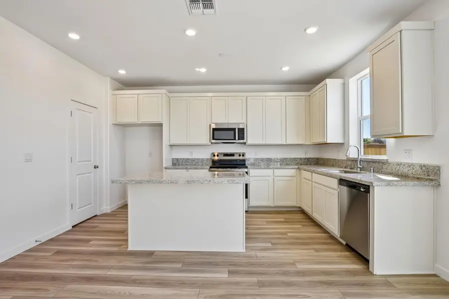 5041 Rain Shadow Way, Roseville, CA 95747 - #2