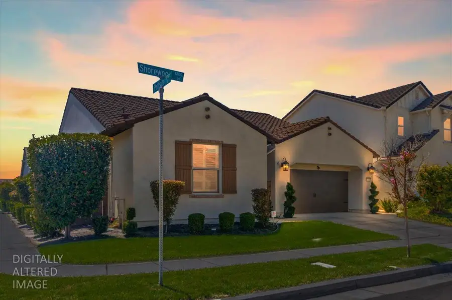 6704 Shorewood Lane, Stockton, CA 95219 - #2