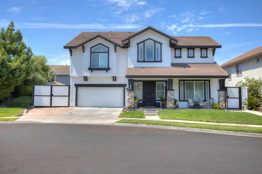 658 Alamo, Oakdale, CA 95361 - #2