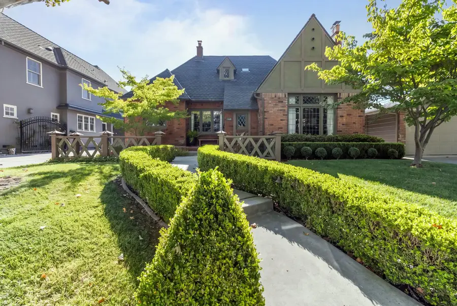 941 45th Street, Sacramento, CA 95819 - #3