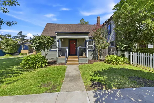 3035 Marshall Way, Sacramento, CA 95817