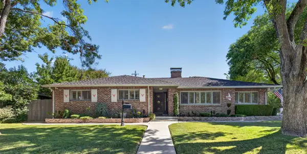 6573 S Land Park Drive, Sacramento, CA 95831