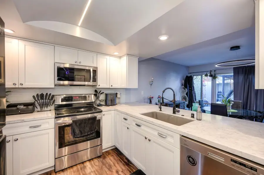 7909 Rocky Point Court, Citrus Heights, CA 95610 - #2