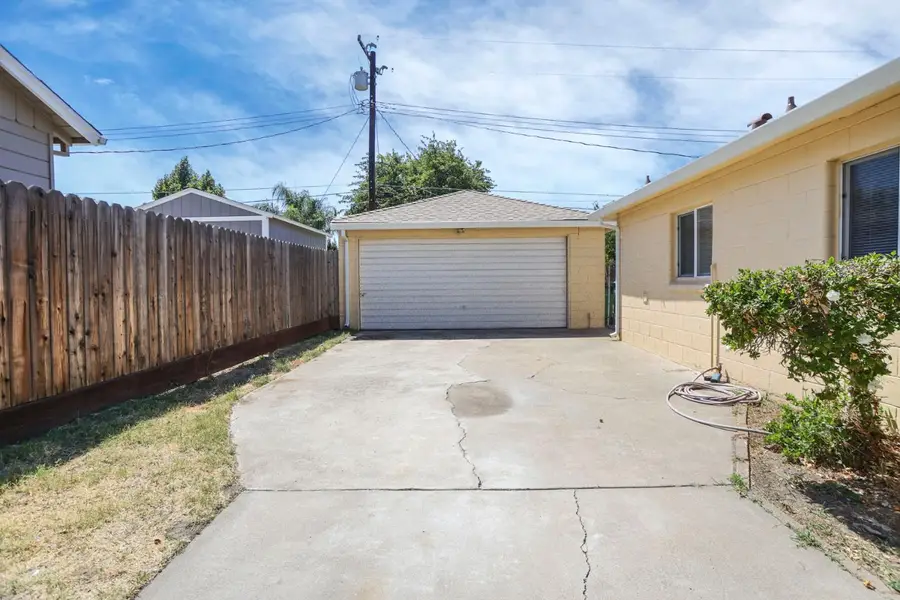 520 Tamarack Drive, Lodi, CA 95240 - #3