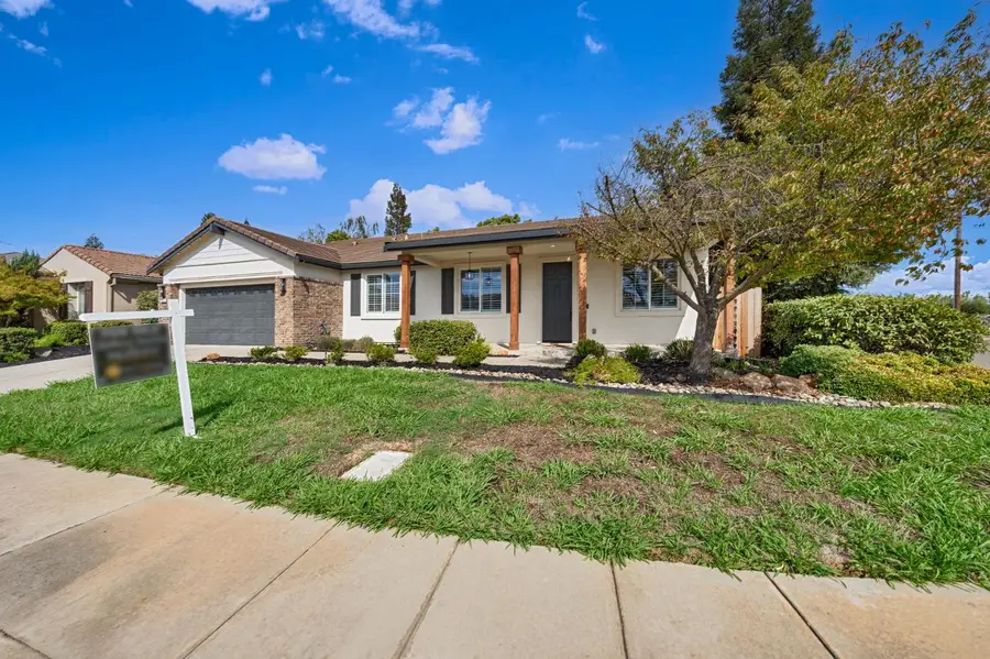 1151 Paddington Circle, Galt, CA 95632 - #3
