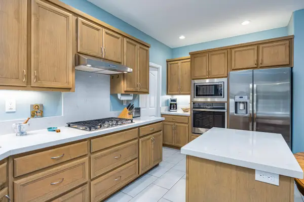 7034 Ara Lane, Carmichael, CA 95608