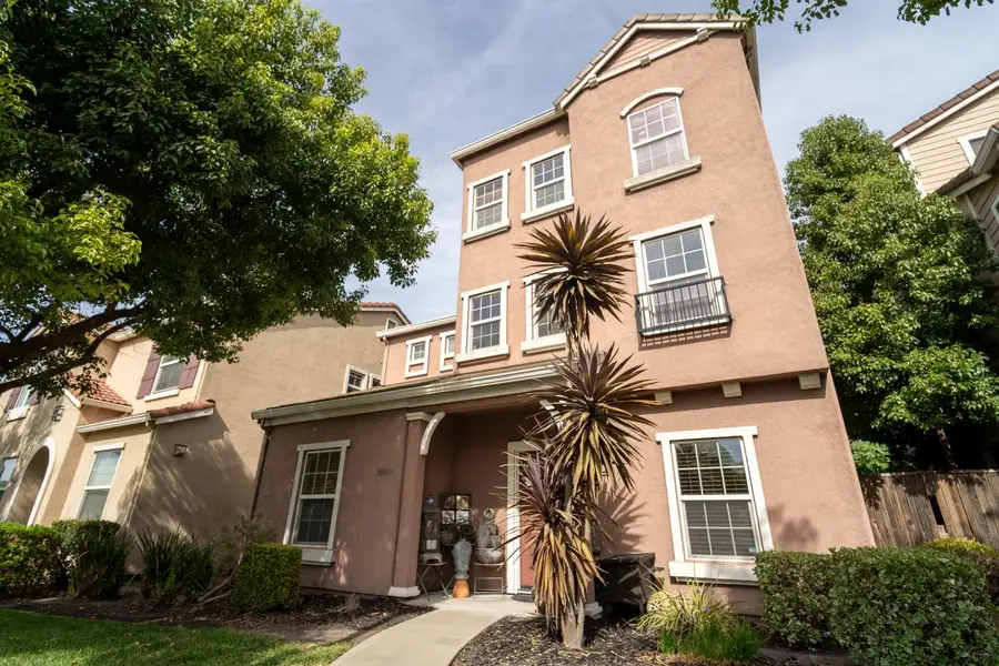 10664 Siskiyou Lane, Stockton, CA 95209 - #2