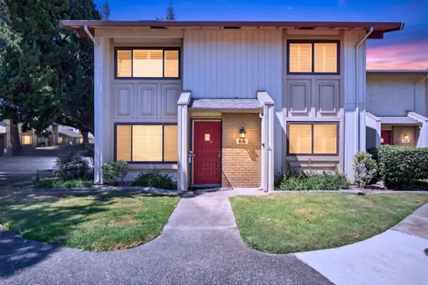 66 W Yorkshire, Stockton, CA 95207