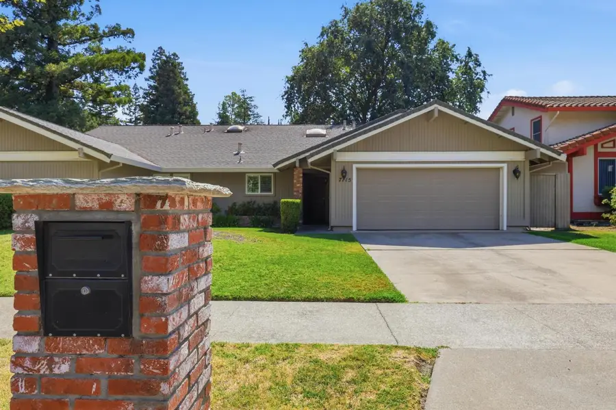 7115 Riverside Boulevard, Sacramento, CA 95831 - #3