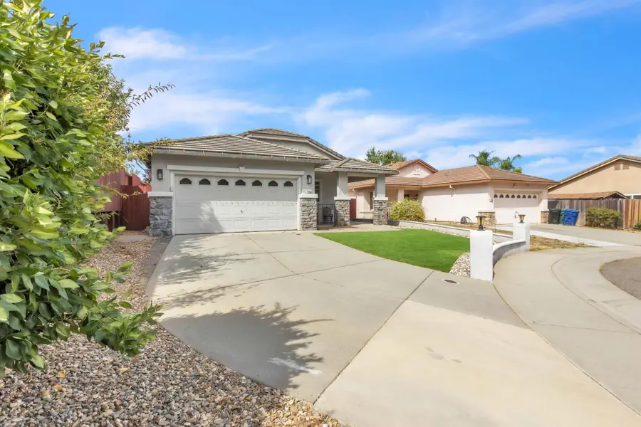 7950 Eskdale Court, Sacramento, CA 95829 - #2