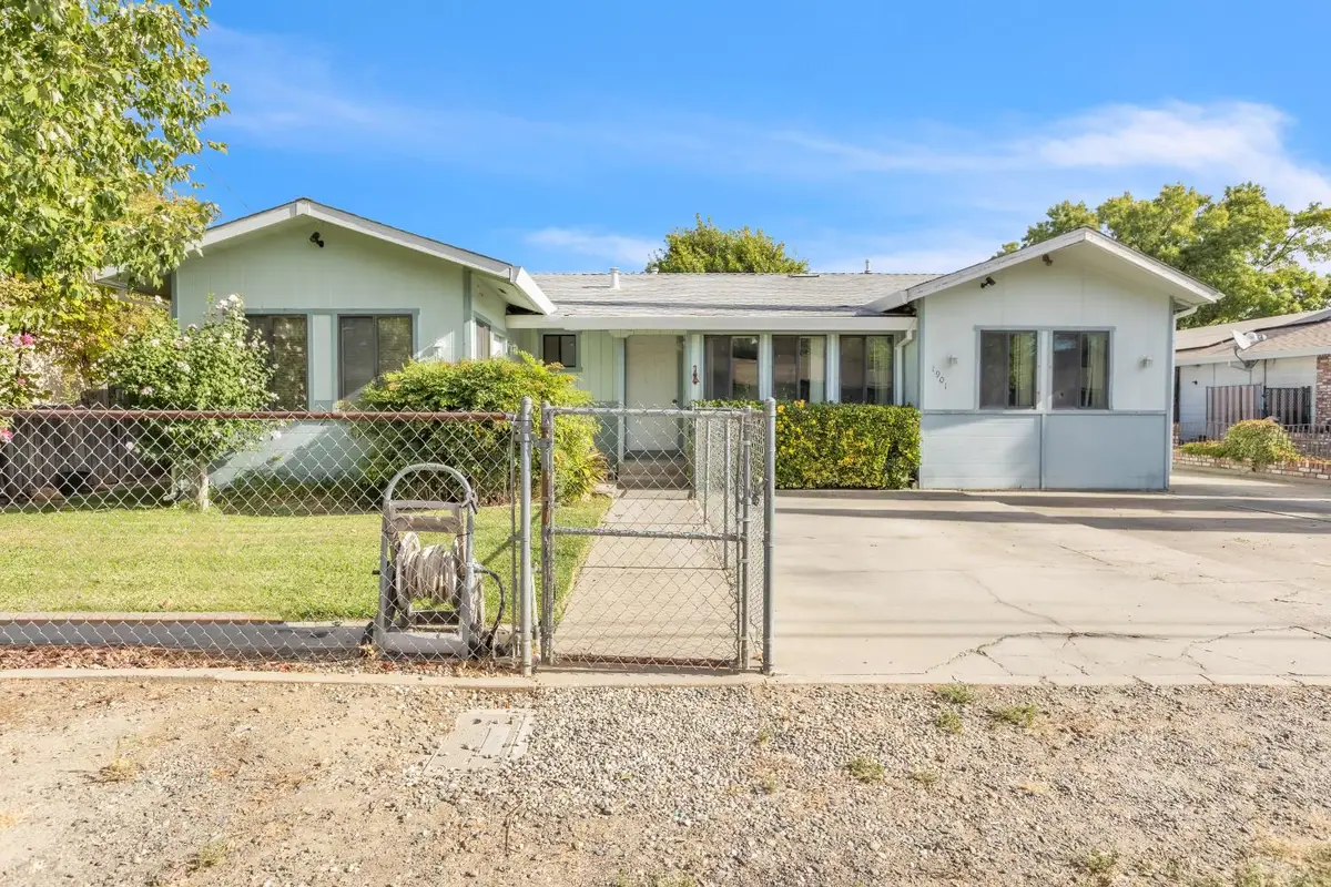 1901 8th Avenue, Olivehurst, CA 95961 - #1
