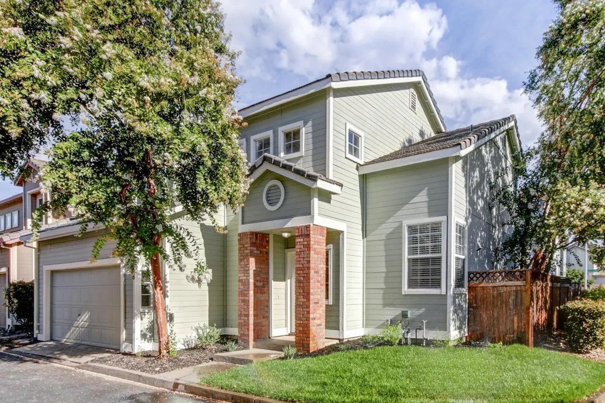 8228 Woods Edge Lane, Elk Grove, CA 95758 - #1