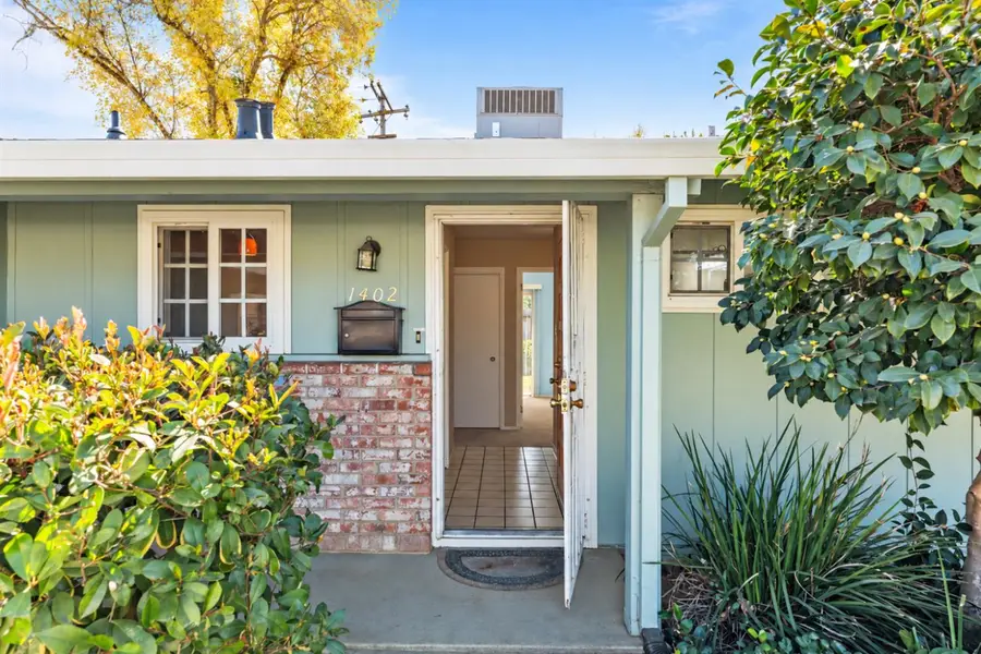 1402 Gerry Way, Roseville, CA 95661 - #2