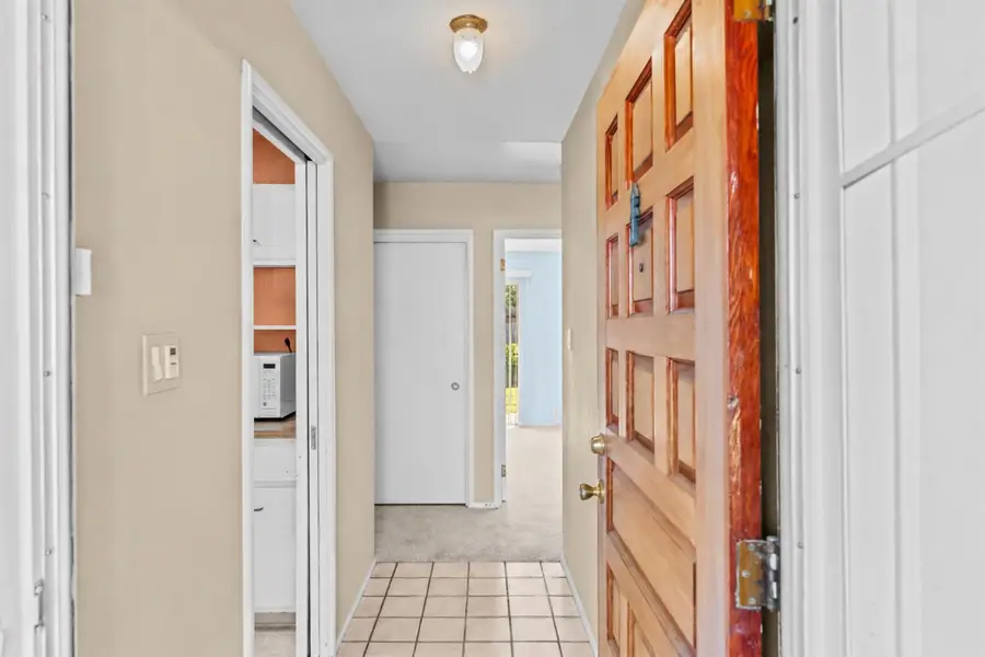 1402 Gerry Way, Roseville, CA 95661 - #3
