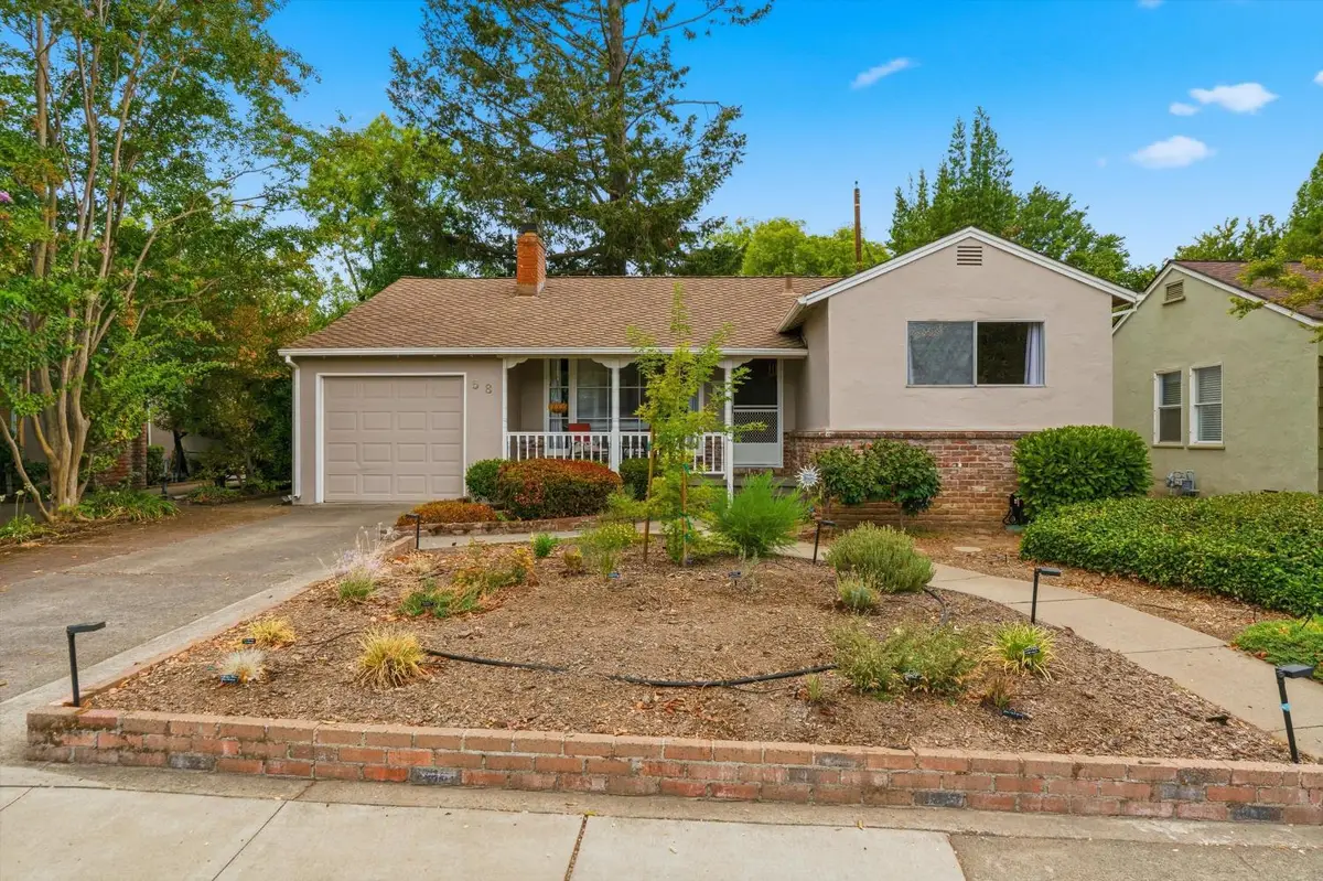 58 46th St, Sacramento, CA 95819 - #1