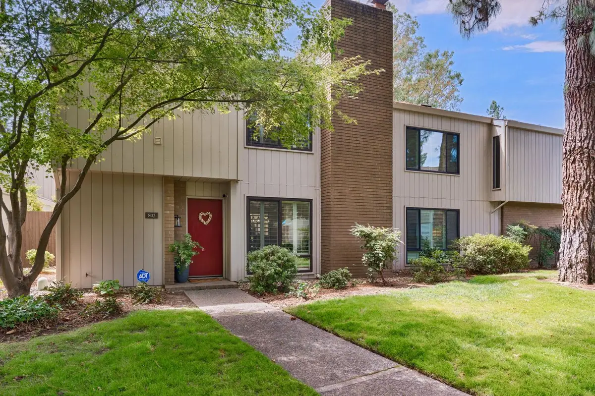 802 Dunbarton Circle, Sacramento, CA 95825 - #1