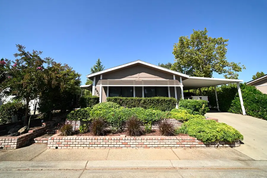 6921 Hidden Brook Lane, Citrus Heights, CA 95621 - #2
