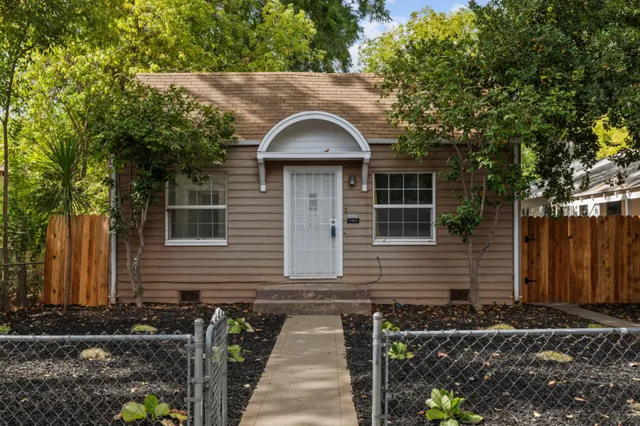 3132 B Street, Sacramento, CA 95816 - #2