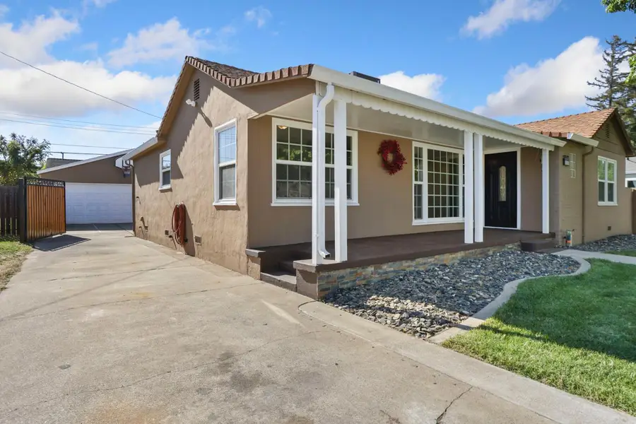 1315 S Lee Avenue, Lodi, CA 95240 - #3