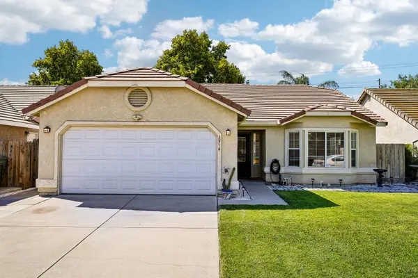 3916 El Portal Place, Modesto, CA 95357