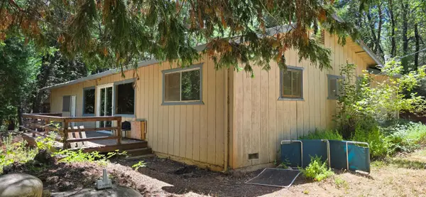 820 Ridge Road, Mokelumne Hill, CA 95245