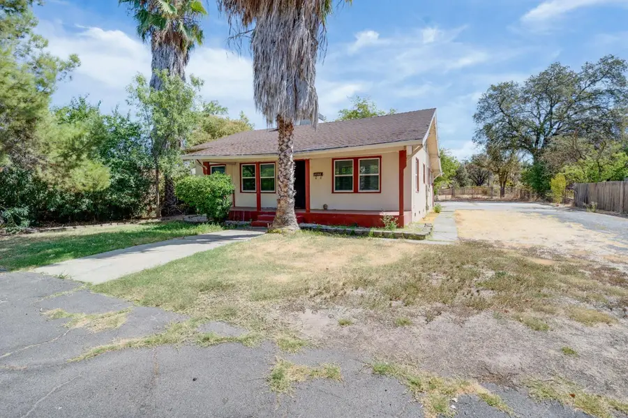3128 Clay Street, Sacramento, CA 95815 - #2