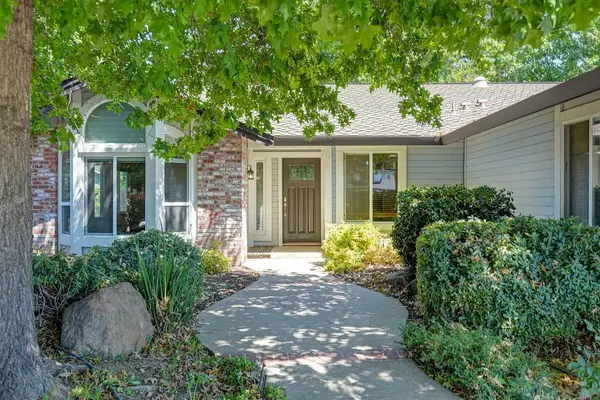 9311 Trenary Court, Elk Grove, CA 95624