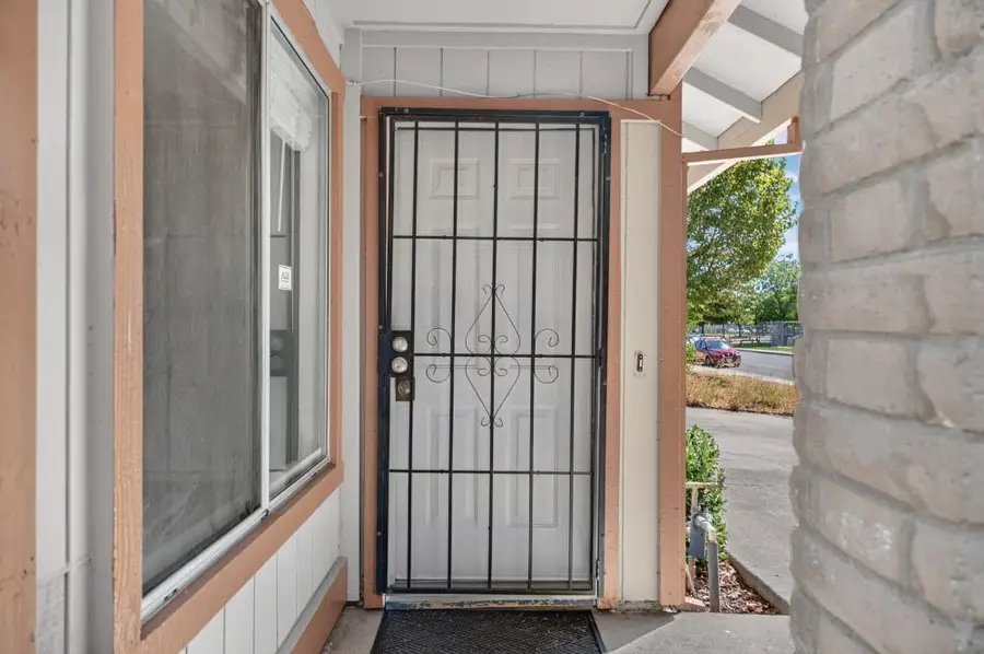 7821 53rd Avenue, Sacramento, CA 95828 - #3