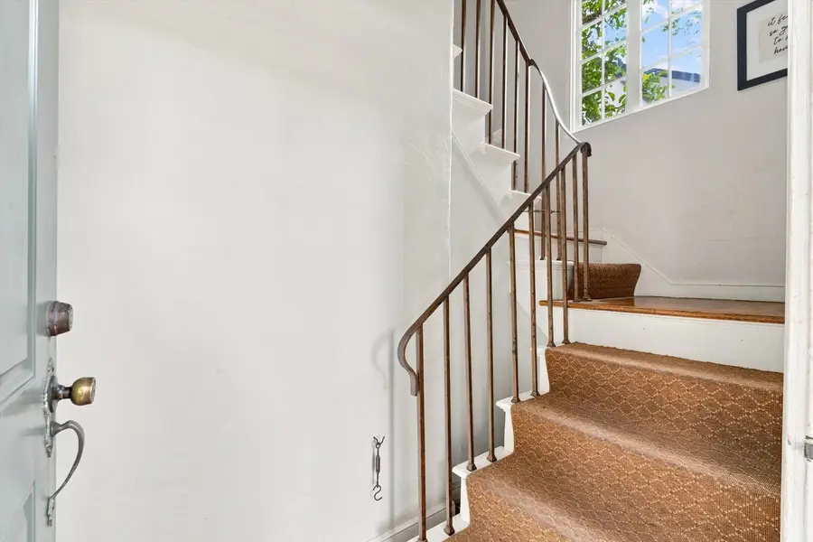 451 Santa Ynez Way, Sacramento, CA 95816 - #3