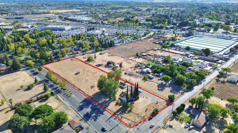 8016 Stevenson Avenue, Sacramento, CA 95828 - #3