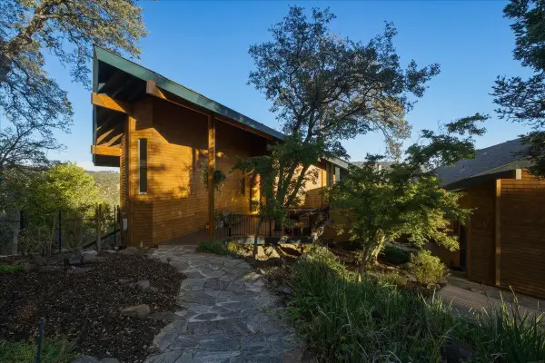 2301 Manhattan Bar Road, Auburn, CA 95603