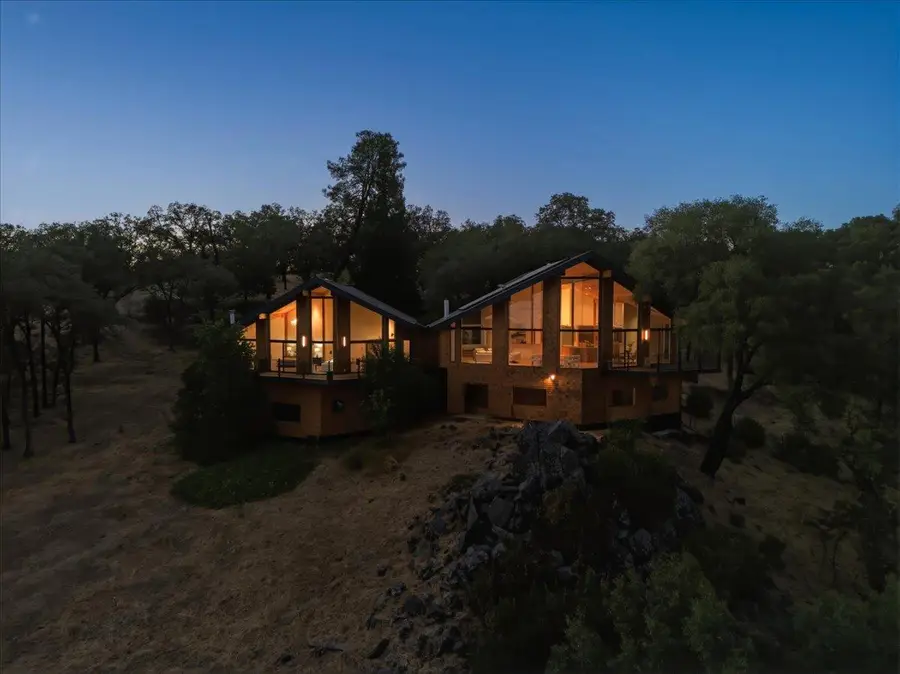 2301 Manhattan Bar Road, Auburn, CA 95603 - #2